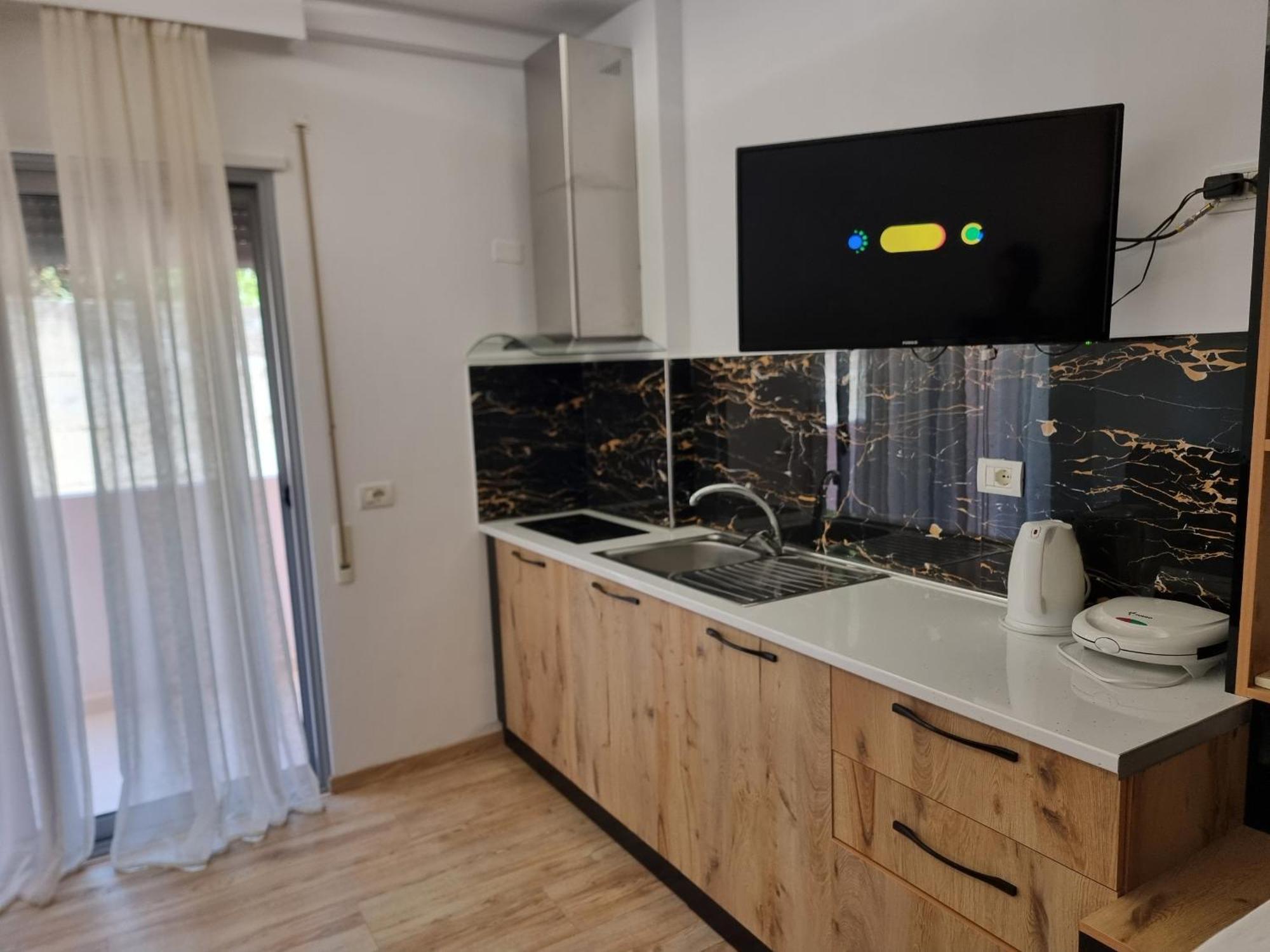 Vlorë Teo'S Deluxe Studios מראה חיצוני תמונה